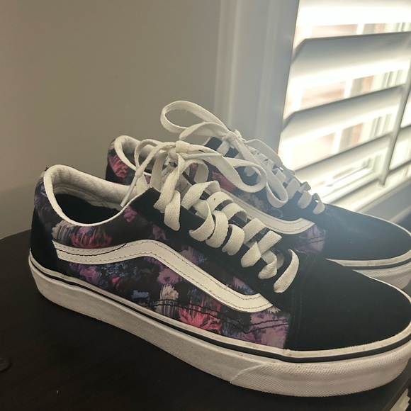 VANS old skool dark floral sizes W8&M6.5 - Picture 1 of 8